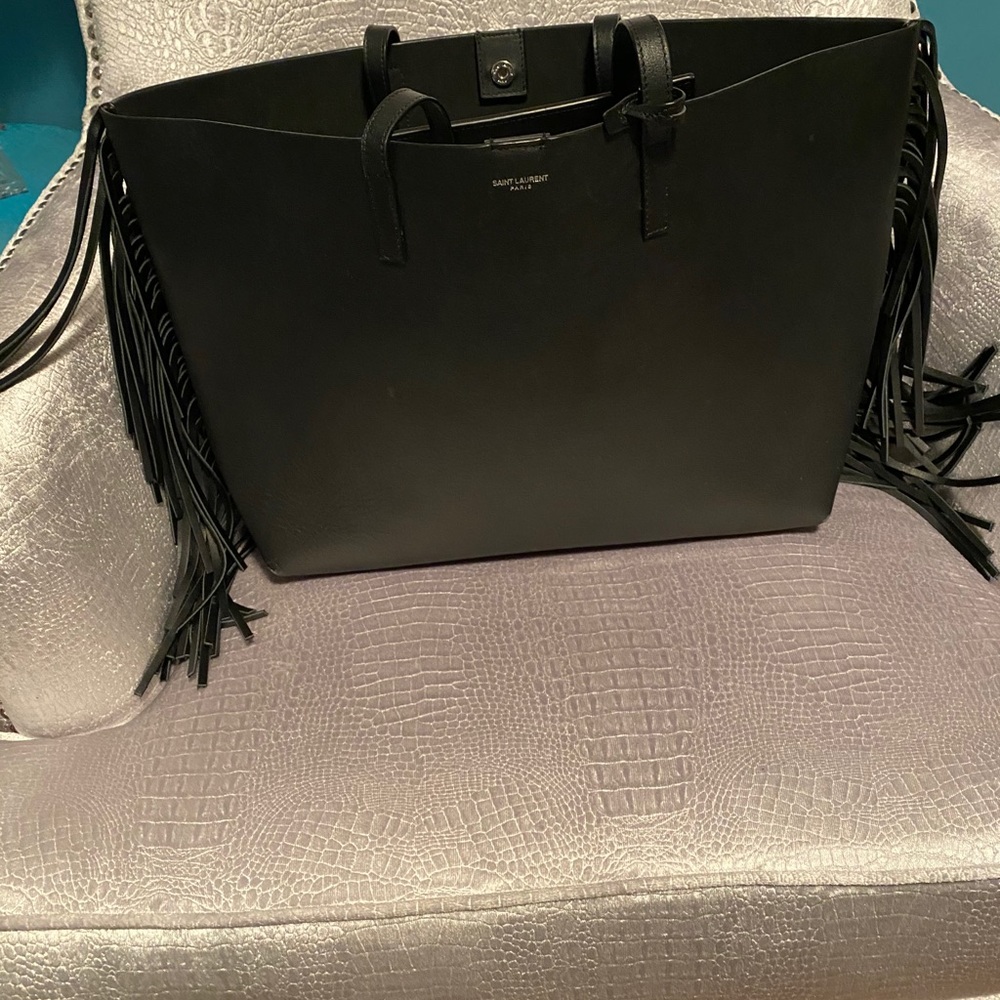 Saint Laurent black leather tote